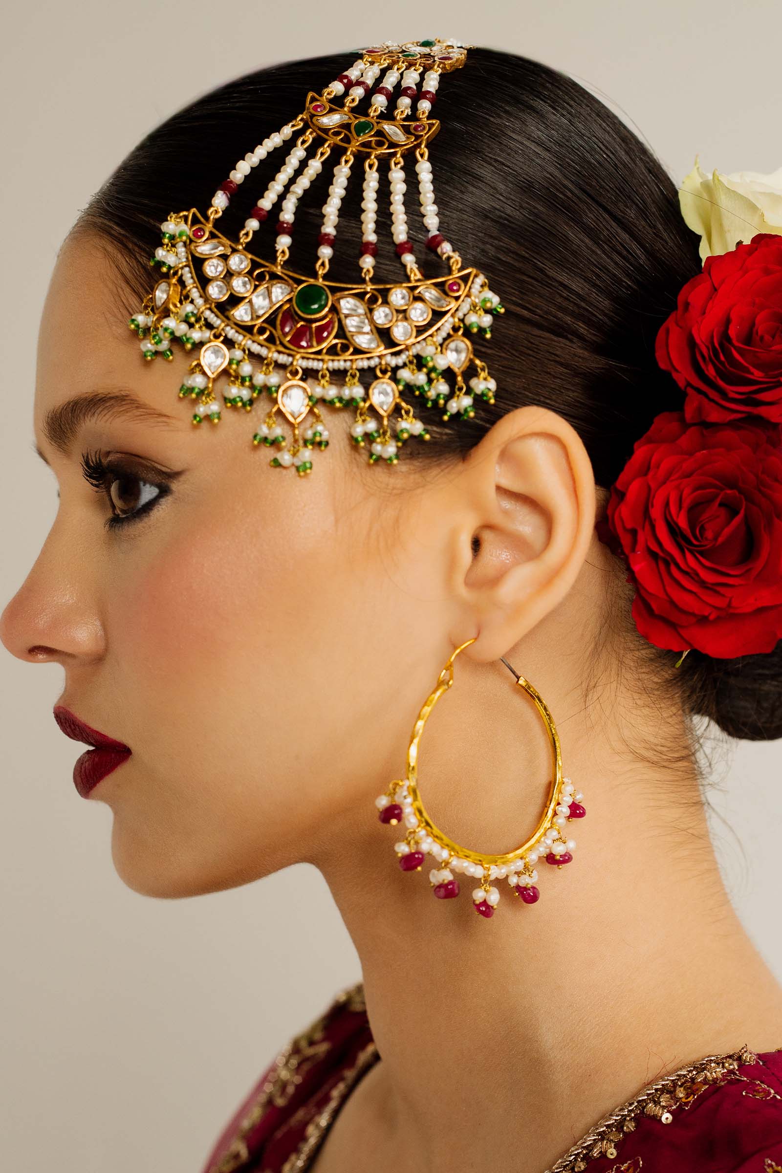 customize gold headpeice and earings